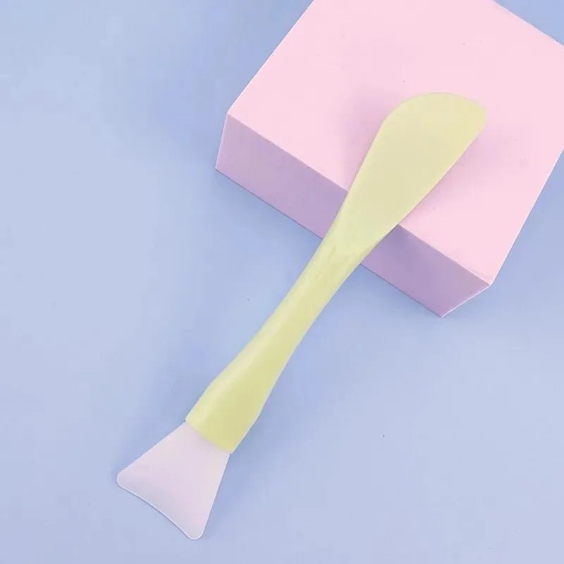 Silicone Mask Applicator Brush - Lumera Skin